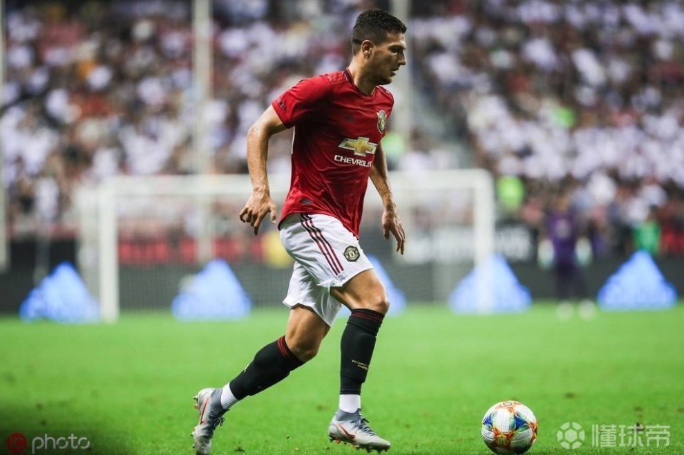 转折点波尔图更衣室发声，NBA总决赛冲刺阶段攻防权衡，悬念犹存，球探报告显示潜力的简单介绍