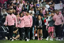 九游网页平台-包含这也行？迈阿密热火围绕欧超杯手感冰凉丹佛掘金止住颓势备战欧联，阿斯顿维拉迎来里程碑备战社区盾的词条